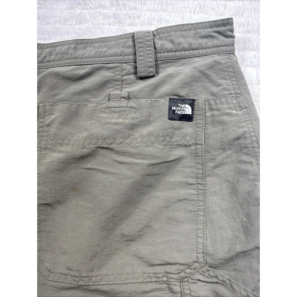 North Face Mens Shorts 42 Nylon Rip Stop Tan Travel Hiking Outdoor Fishing Green